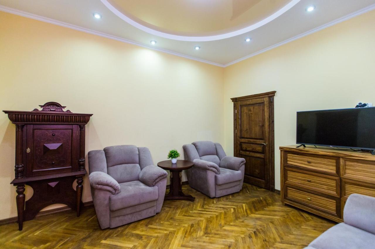 Апартаменты Avangard On Qn Roman St 26 Apart 7 Львов Экстерьер фото