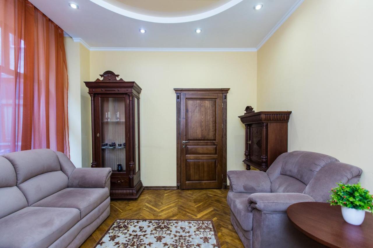 Апартаменты Avangard On Qn Roman St 26 Apart 7 Львов Экстерьер фото