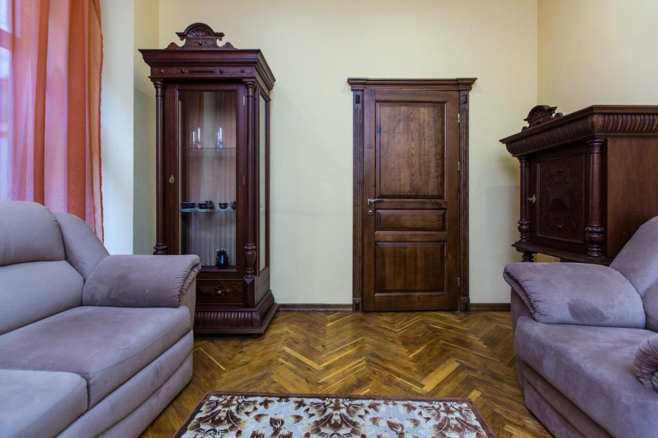Апартаменты Avangard On Qn Roman St 26 Apart 7 Львов Экстерьер фото
